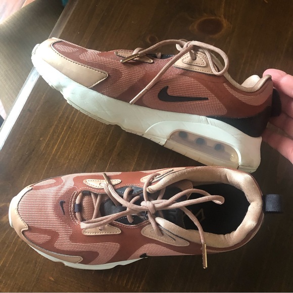 Nike Air Max 200 “Holiday Sparkle” Women’s shoes. Size 8.5. - Picture 4 of 15